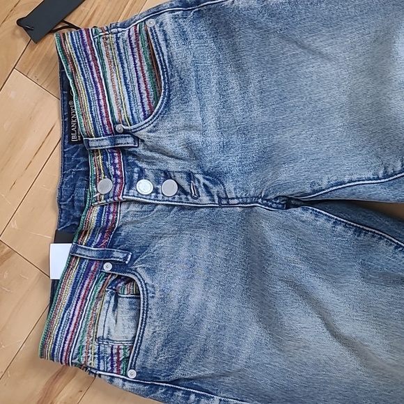 NWT BLANK NYC The Varick kick flare jeans size 26 - Picture 5 of 10